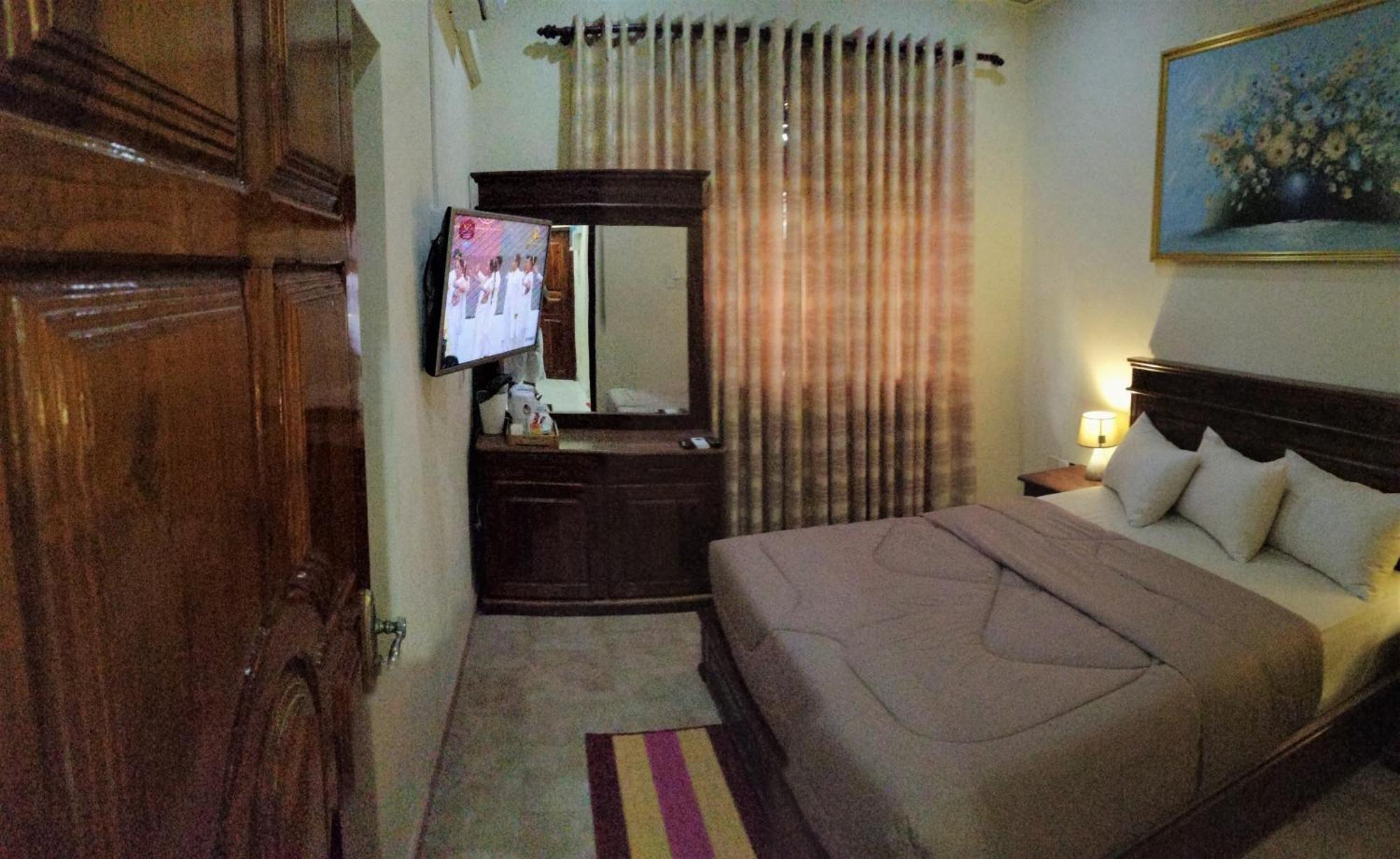 Holidays Hotel Nainamadama Luaran gambar
